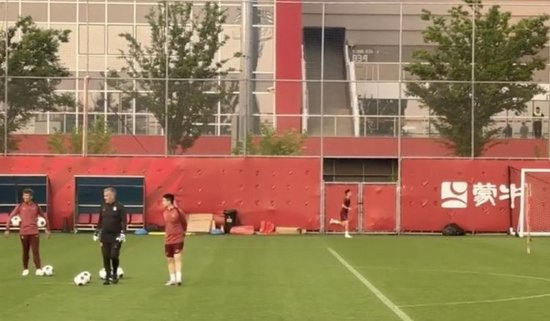 美狮贵宾会092拥有浓郁武侠文化与古朴精致的游戏画面产品图片
